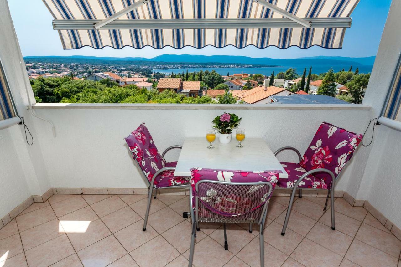 Apartment Luna Malinska Bagian luar foto