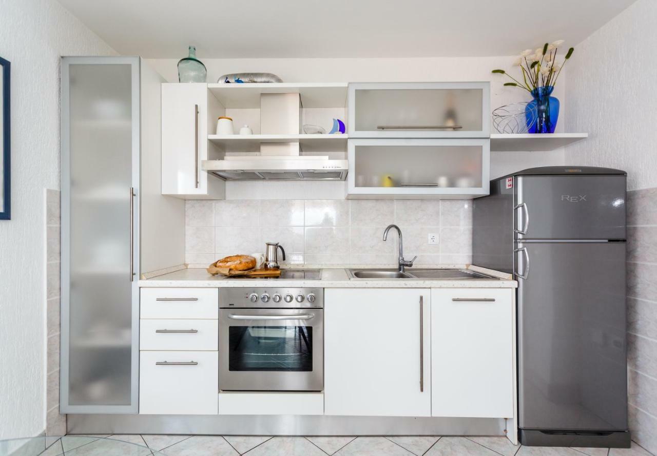 Apartment Luna Malinska Bagian luar foto