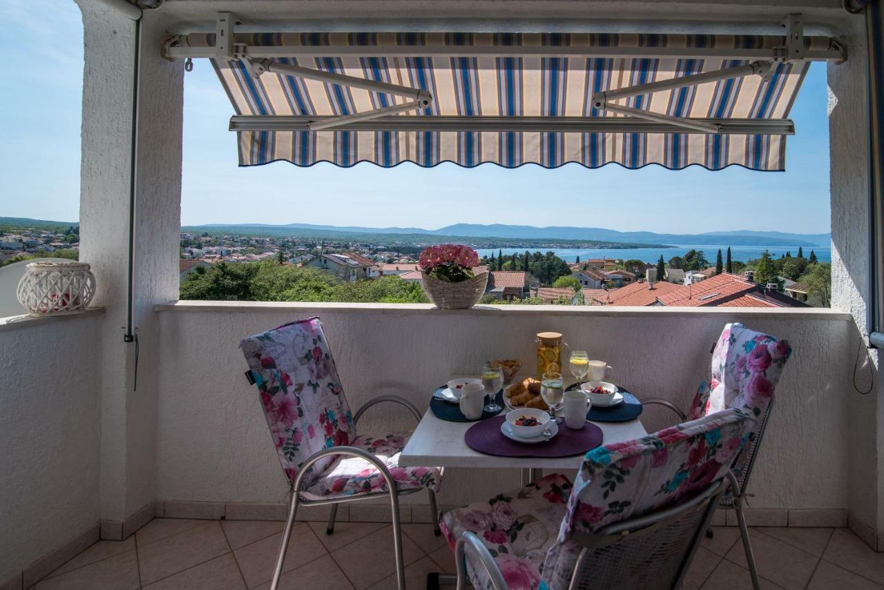 Apartment Luna Malinska Bagian luar foto